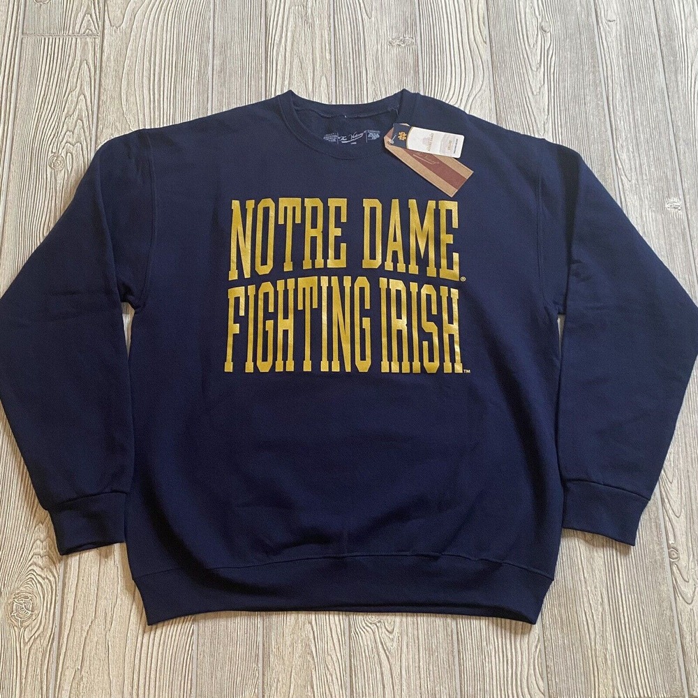 The Victory Notre Dame Fighting Irish Spellout Crewneck Sweatshirt Men’s L New